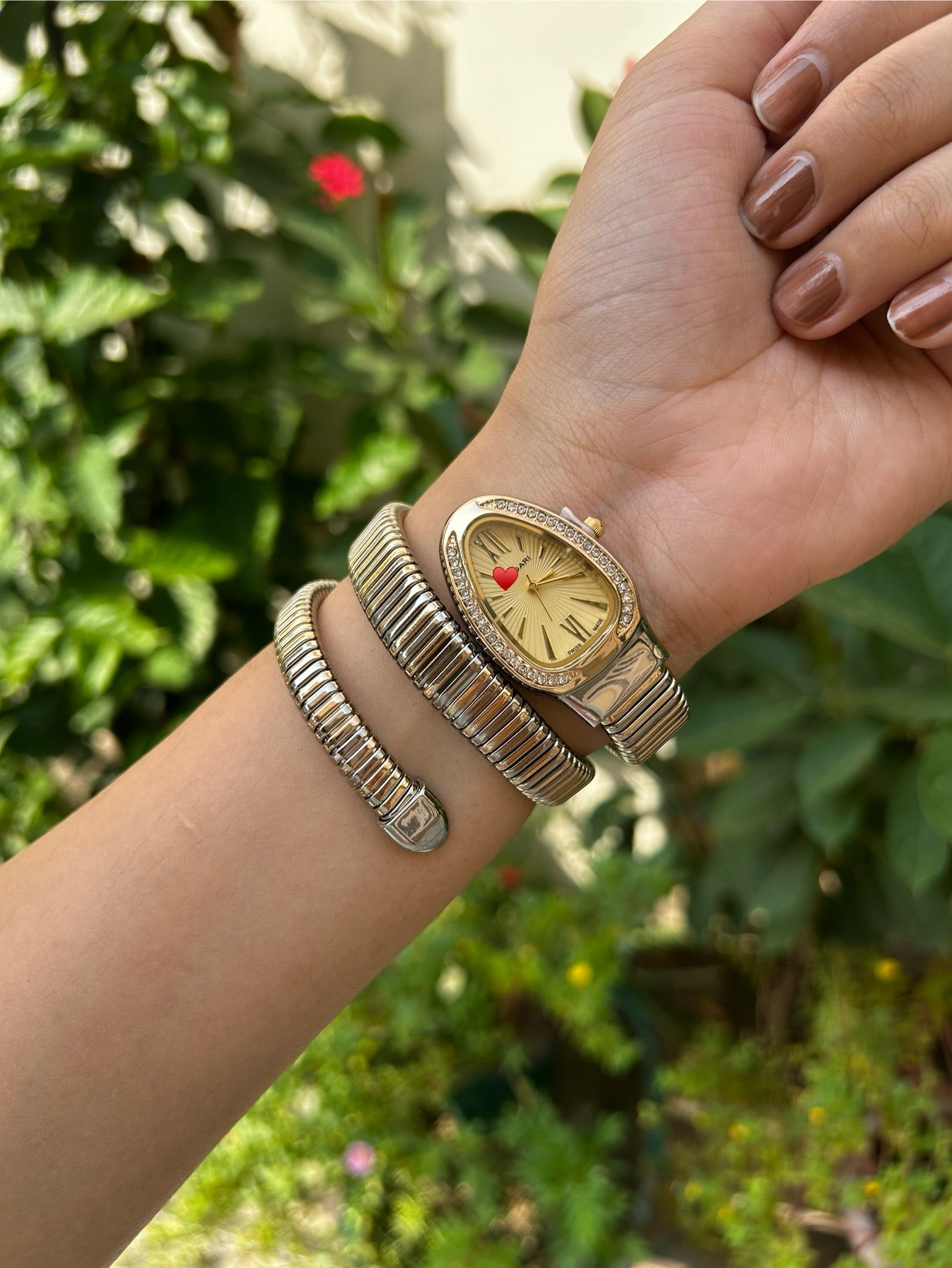 Dual golden Trending Spiral Watch