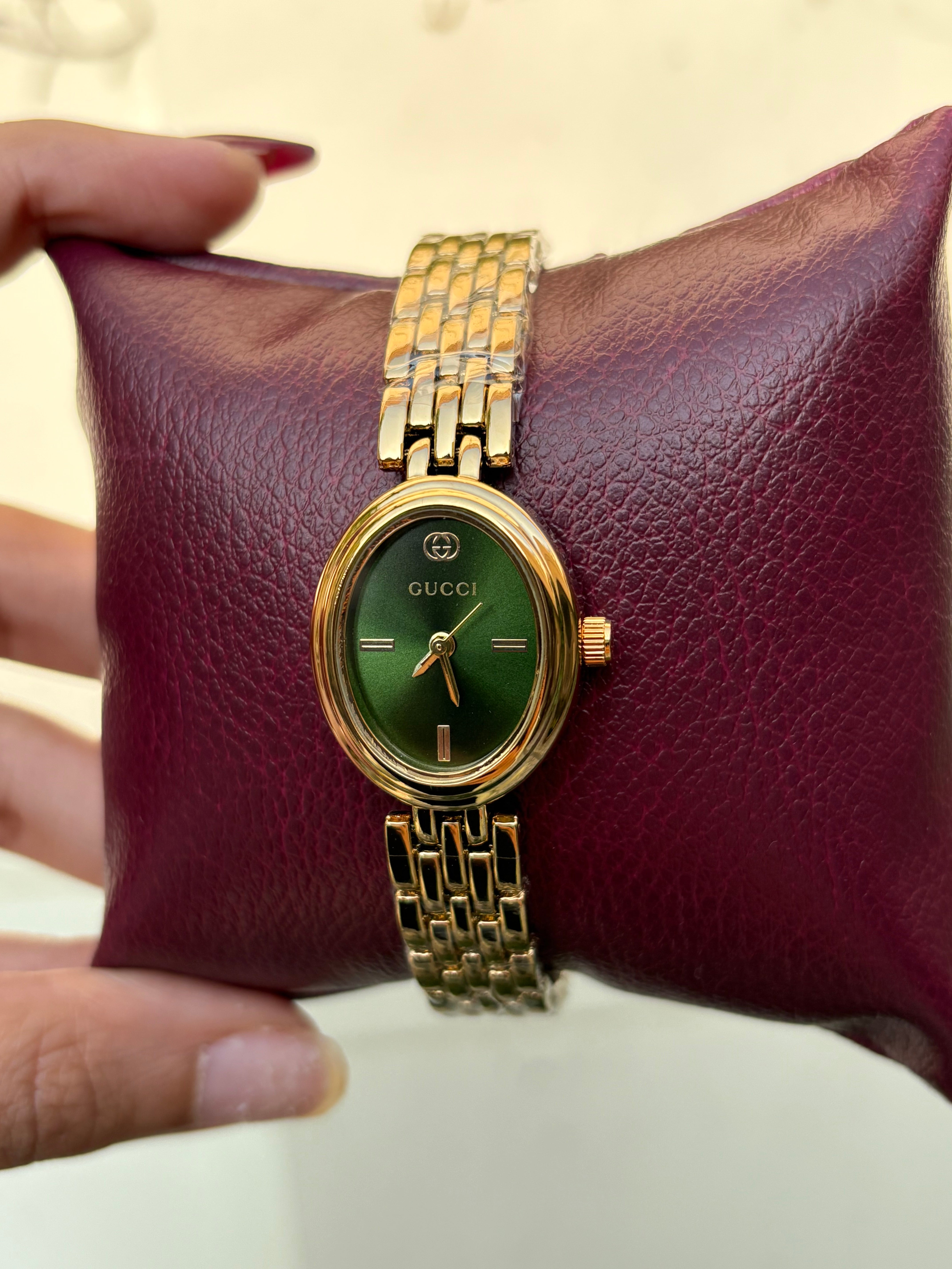 Perle Vintage Watch