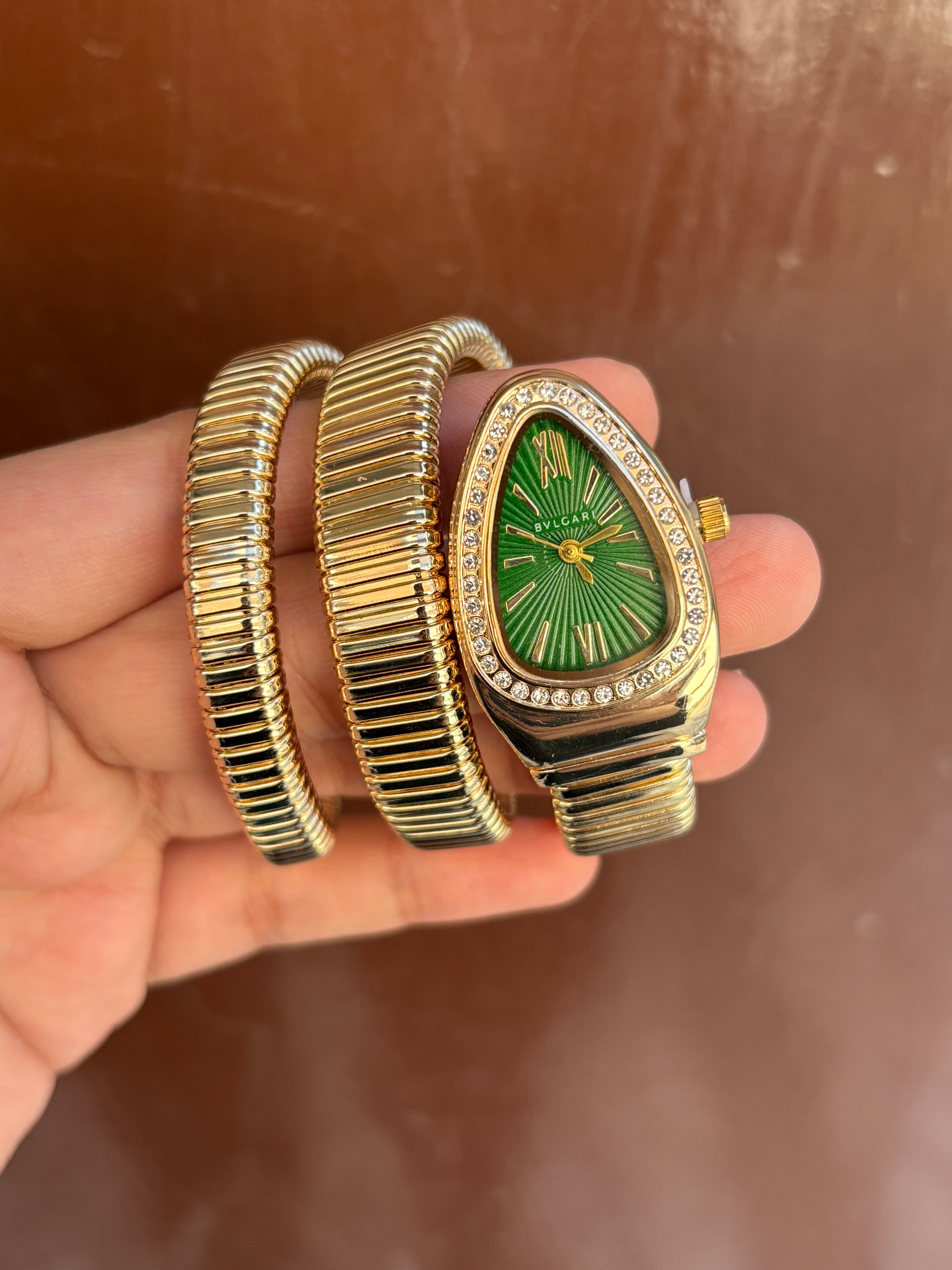 Full Stone Green Dial Spiral