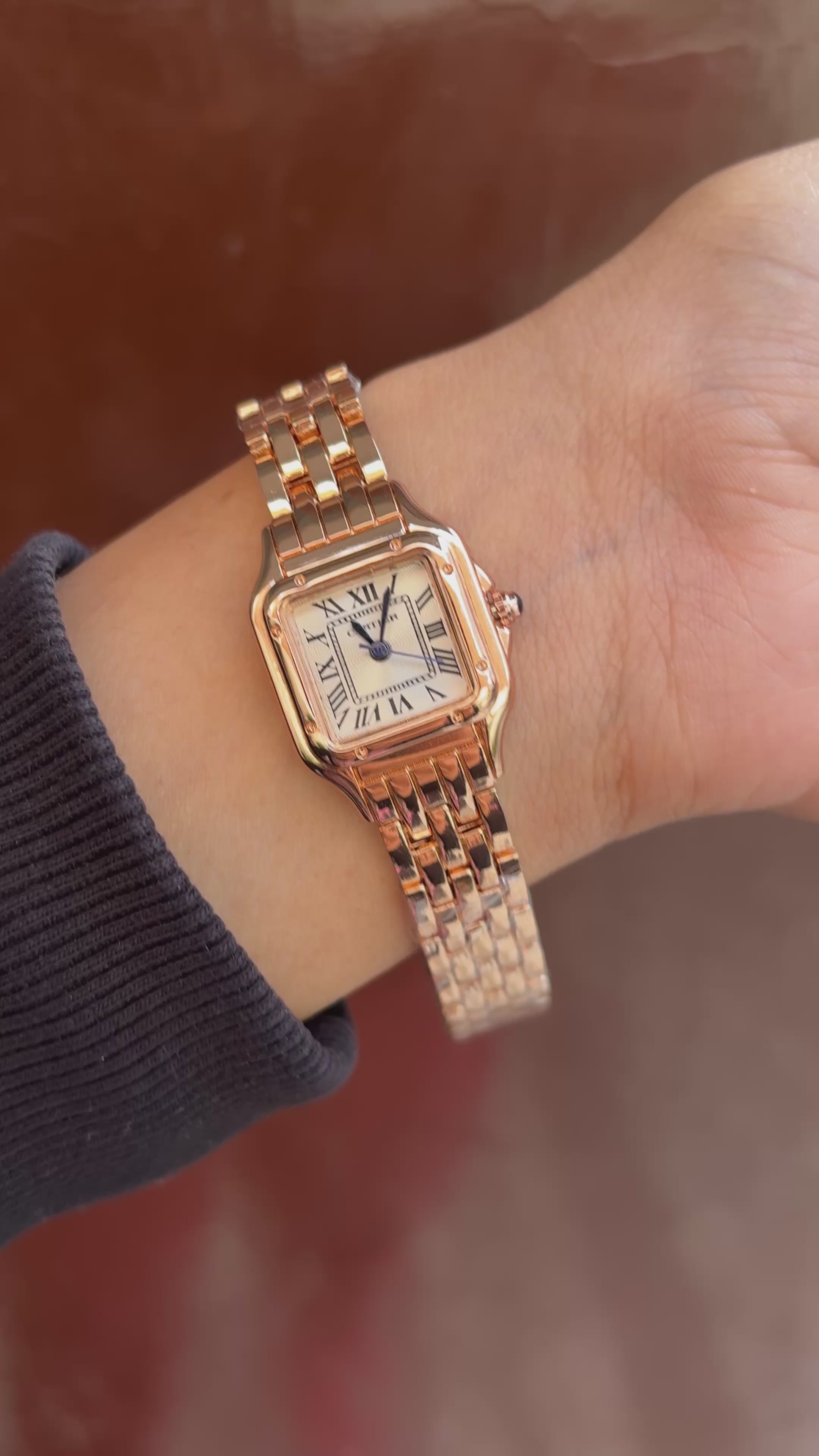 Square dial watch -006